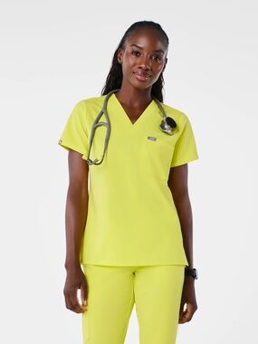 FIGS Vibrant yellow scrubs set